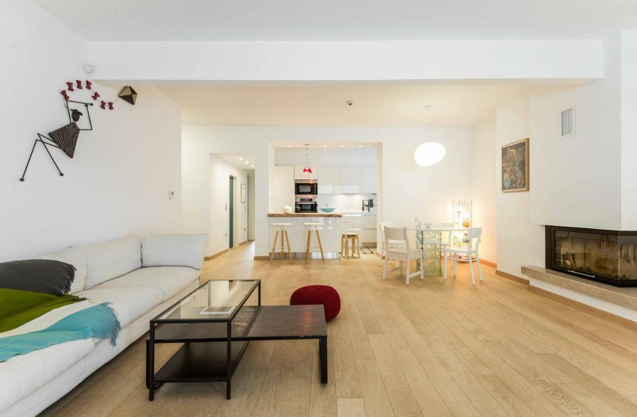 Stylish 3-Bedroom Apartment & Terrace Thessaloniki Exterior foto