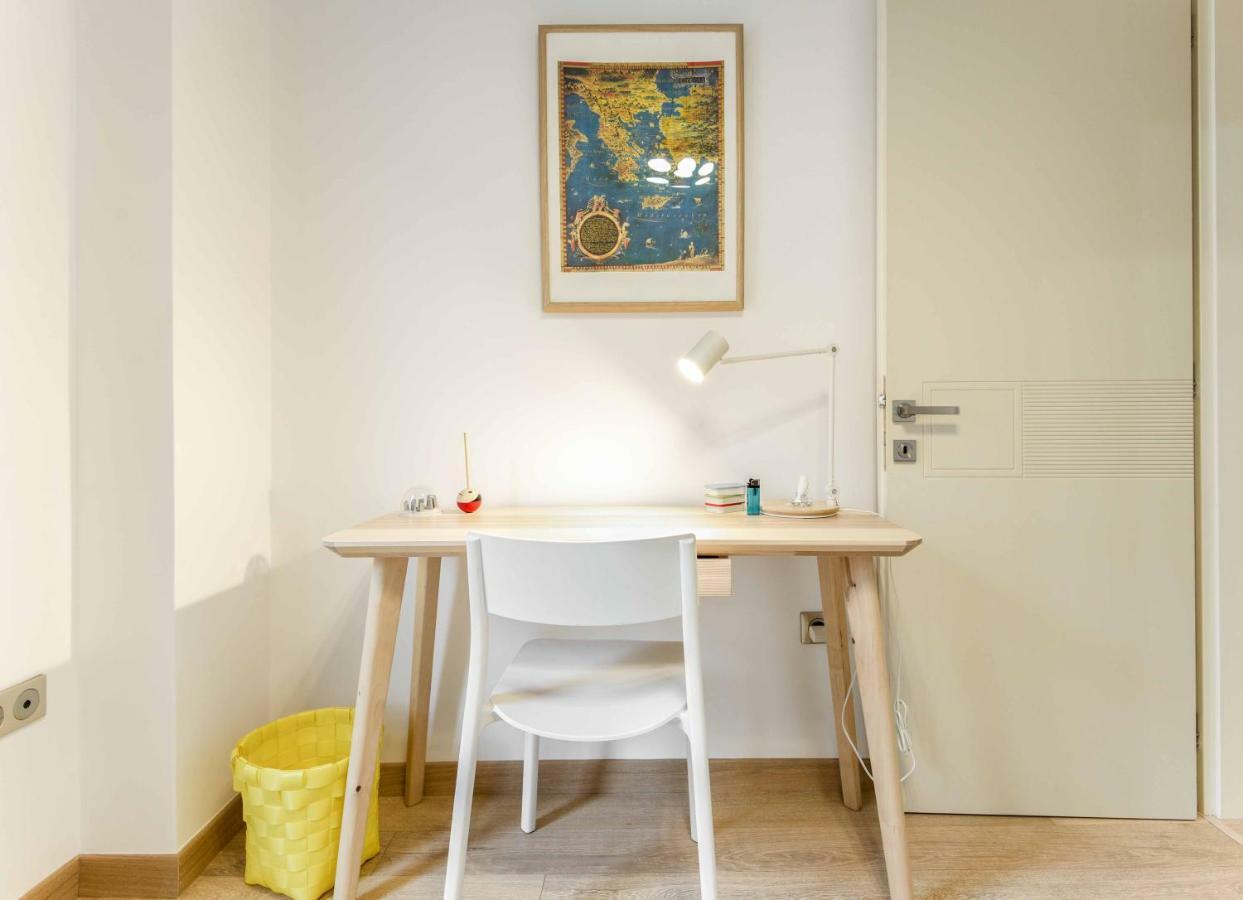 Stylish 3-Bedroom Apartment & Terrace Thessaloniki Exterior foto